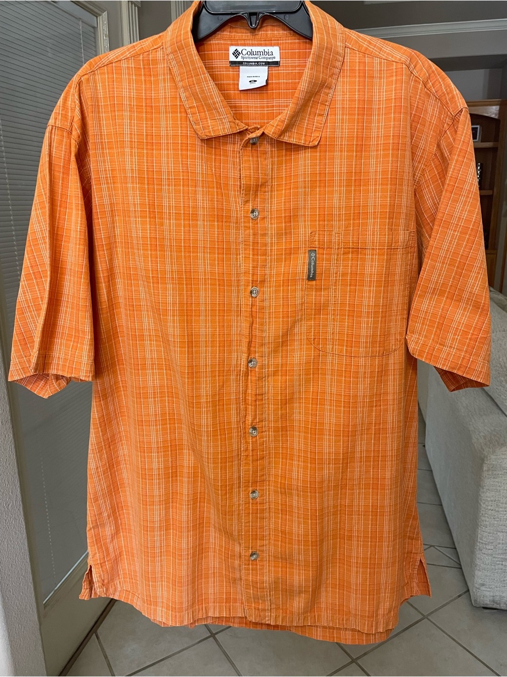 Columbia Men's XL Orange Plaid Short Sleeve Button Down Shirt